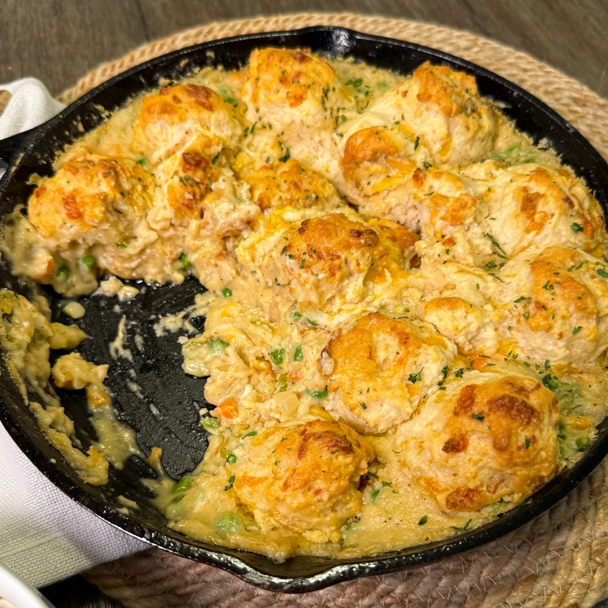 Cheddar Bay Chicken Pie Supreme