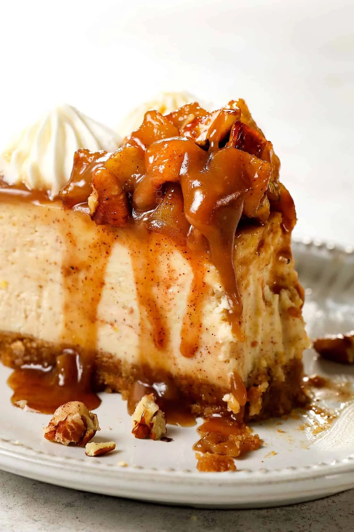 Creamy Caramel Apple Cheesecake