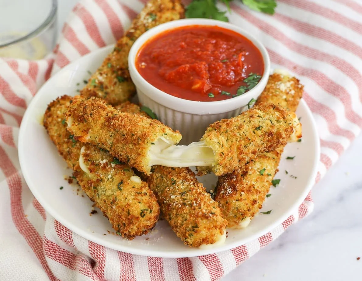 Crispy Air Fryer Mozzarella Sticks