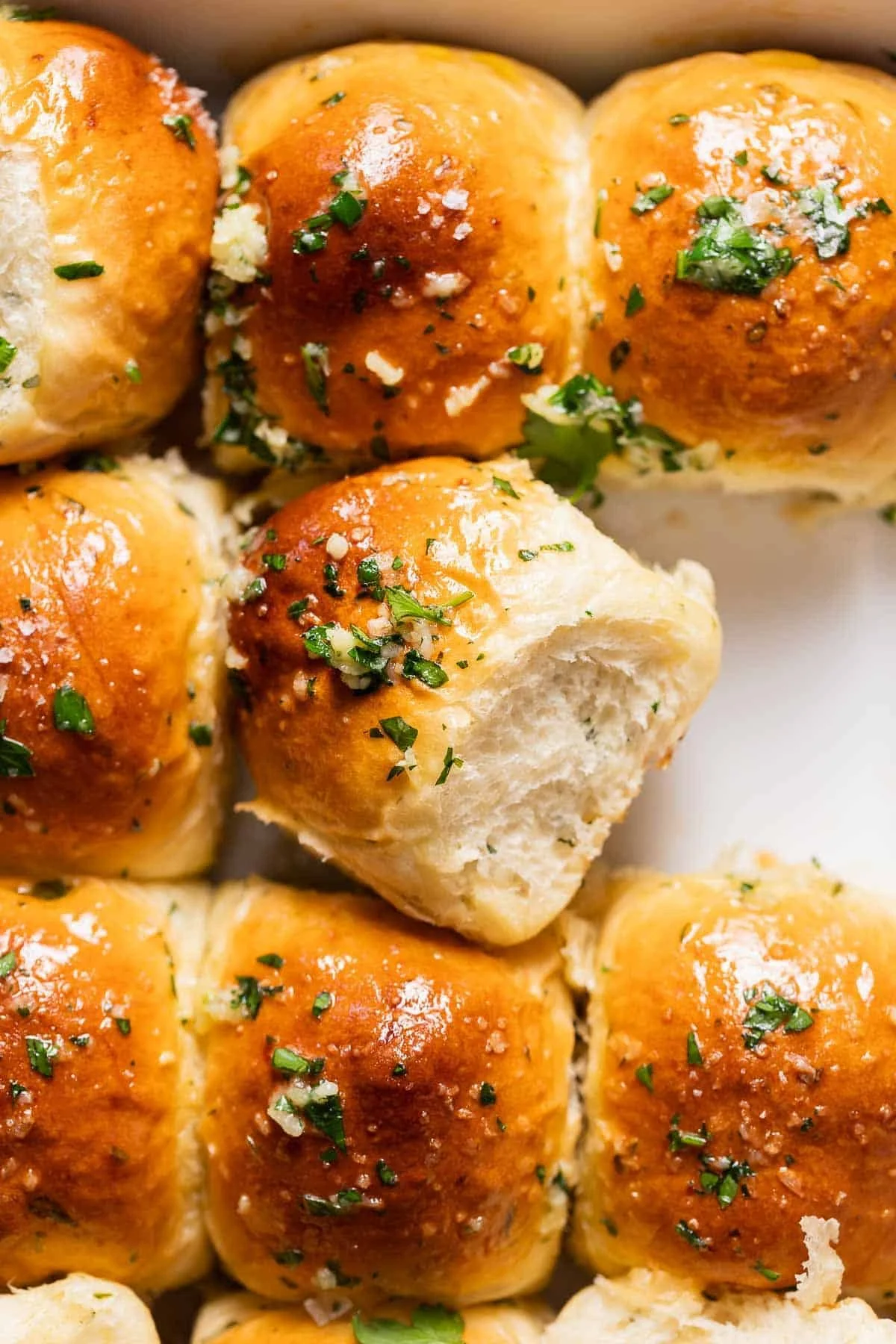 Crispy Garlic Butter Rolls