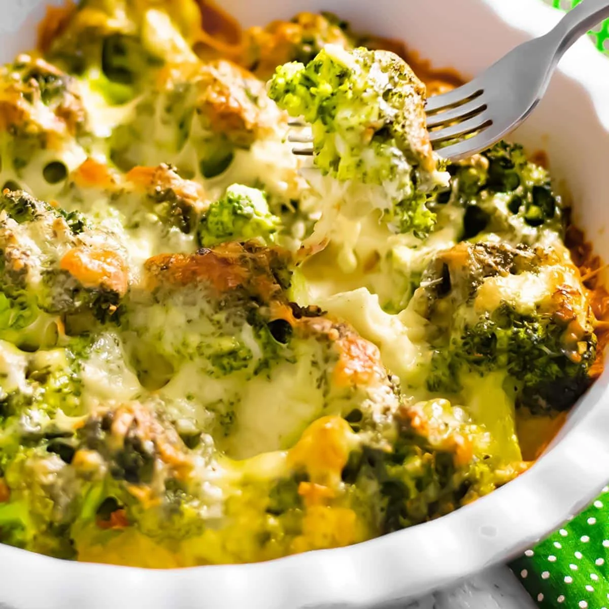 Keto Cheesy Broccoli Casserole