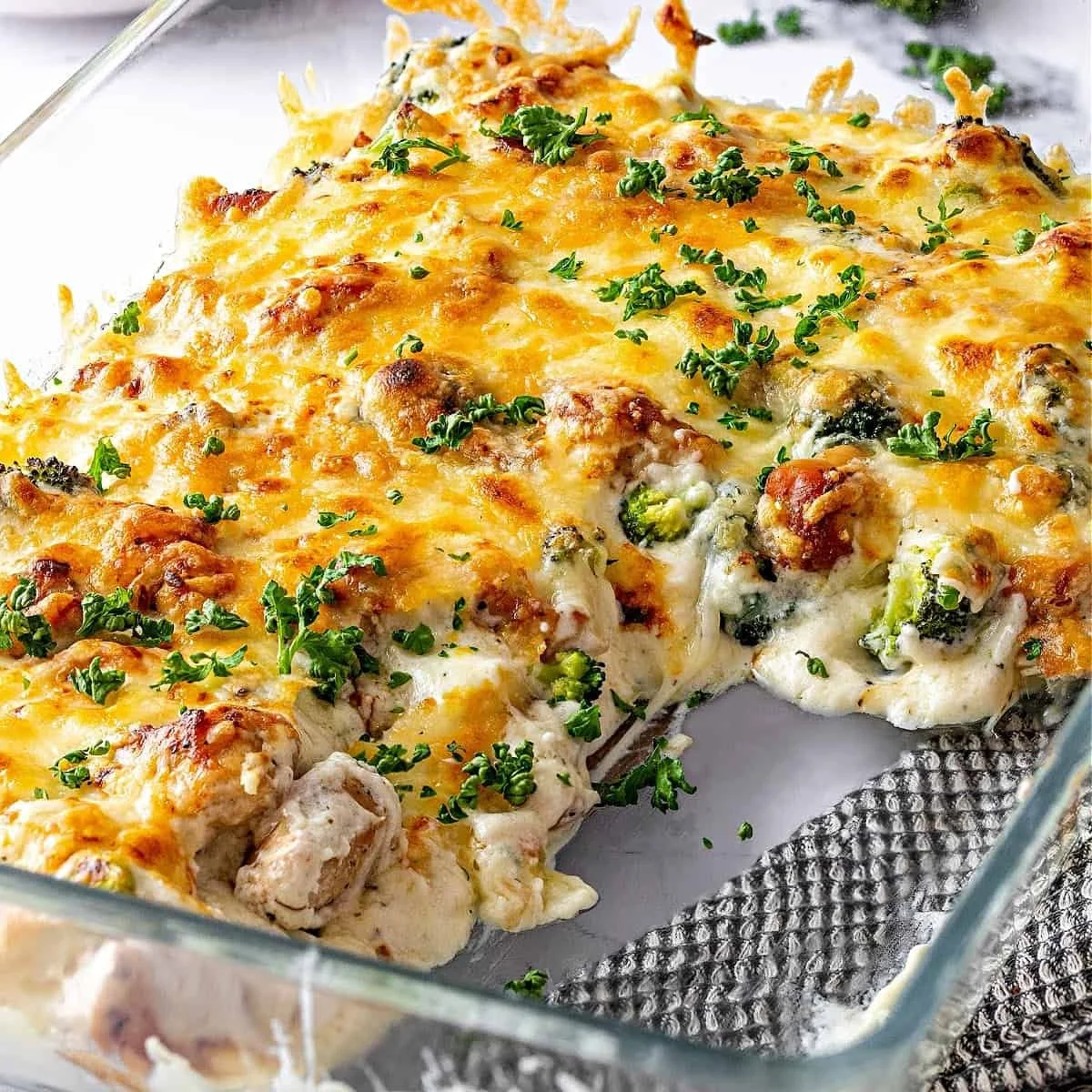 Keto Creamy Chicken Alfredo Bake