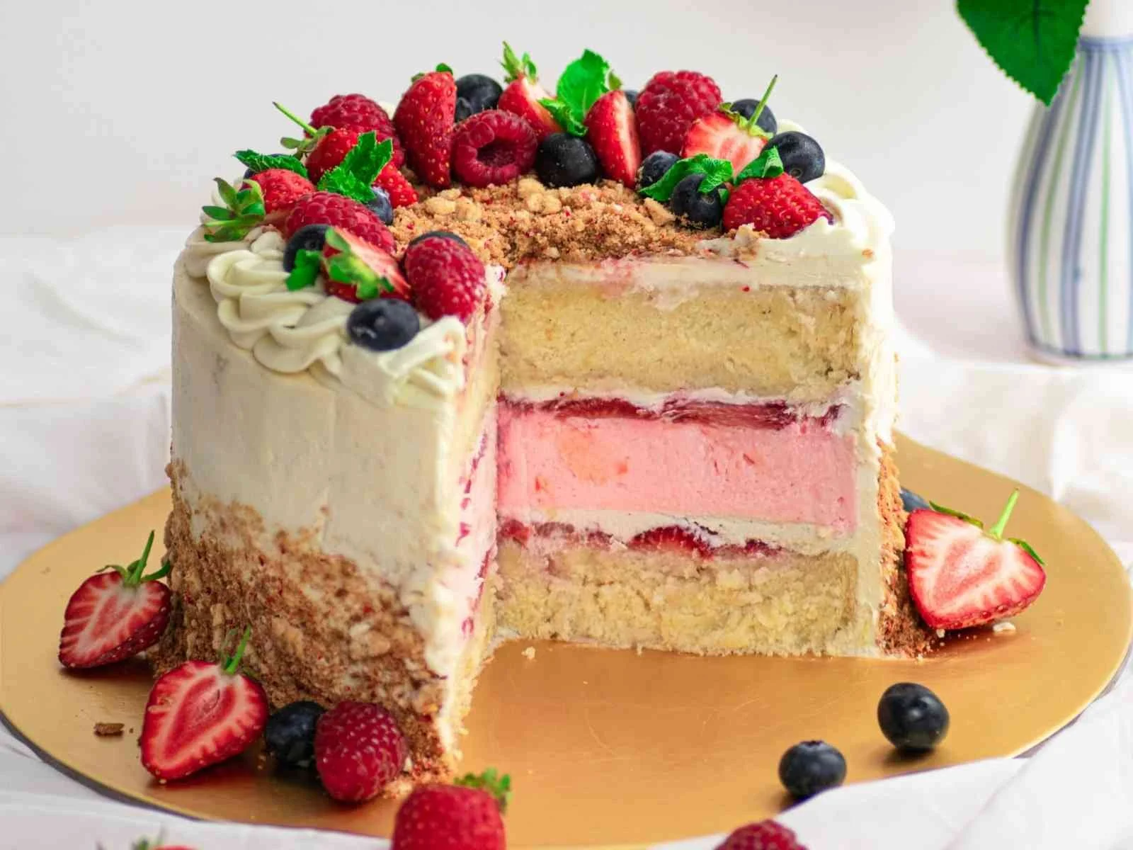 Strawberry Cheesecake Layer Cake