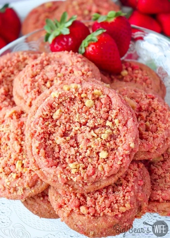 Strawberry Crunch Cookie Delights