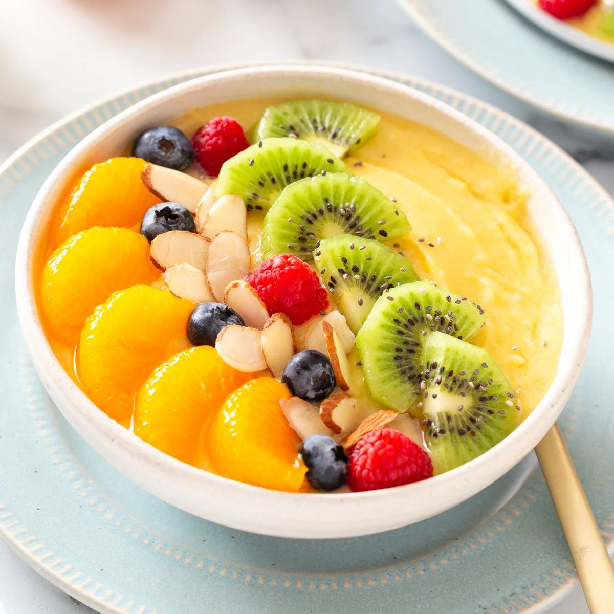 Tropical Mango Pineapple Smoothie Bowl